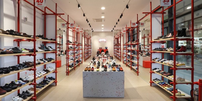 캠퍼 현대프리미엄아울렛 김포점