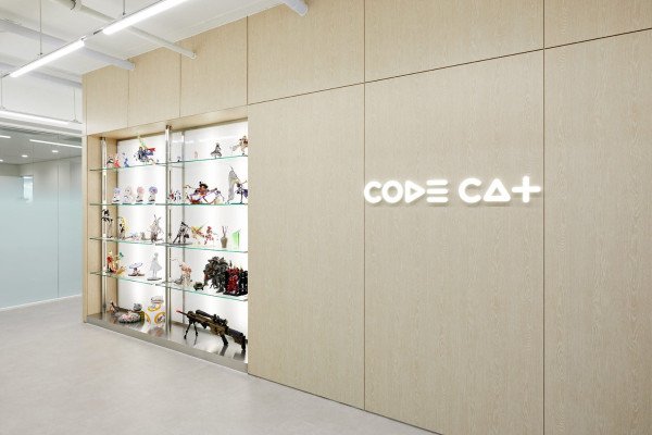 코드캣, 편의점부터 오락실까지 재미 요소가 가득한 게임사 오피스 인테리어